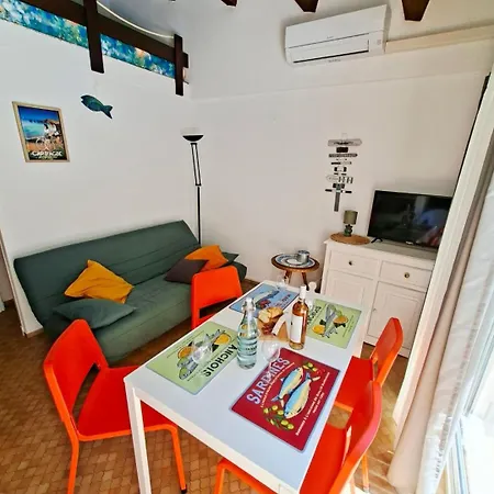 L'ete Au Cap D'agde - Piscine - Parking - Proche Village Naturiste - Histoire De Cles אגדה